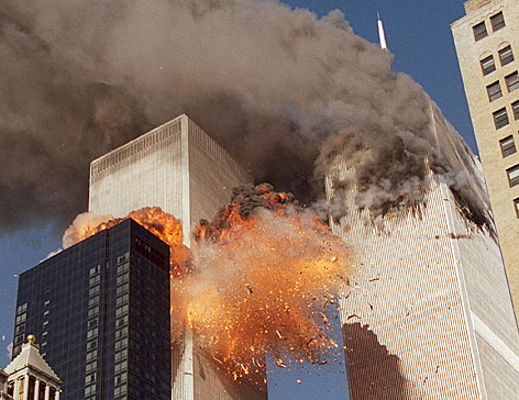 Feuerball beim Südturm des World Trade Centers
